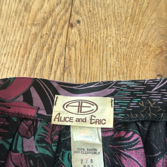 VINTAGE ALICE AND ERIC FLORAL SKIRT SIZE 7/8 - Picture 3 of 7